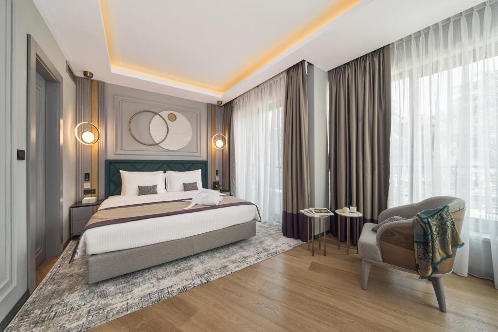 La Fleur Boutique Hotel - 12