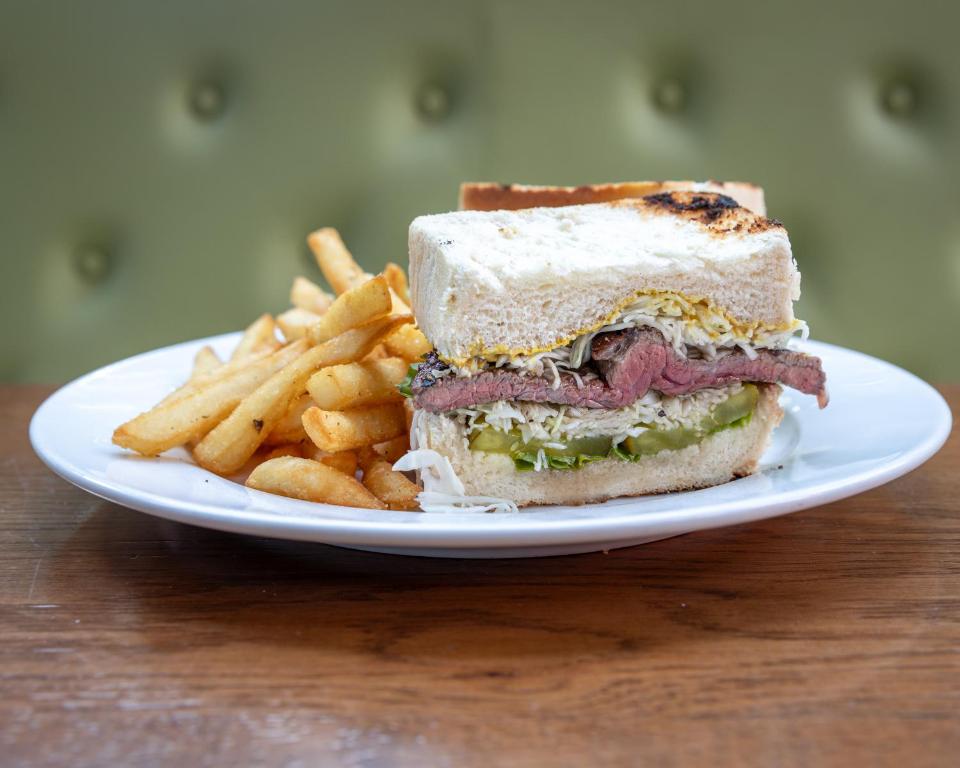 Native Rose Hotel - Resim 21