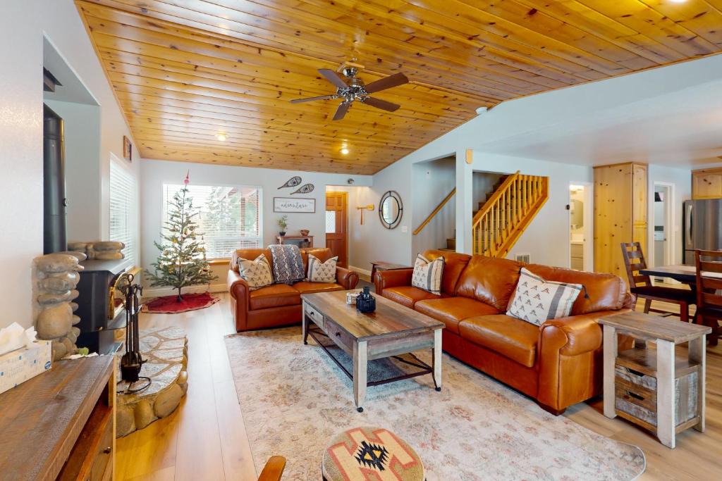 Χώρος καθιστικού στο A Taste of Tahoe