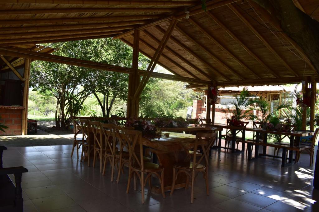 Restaurace v ubytování San José Tatacoa