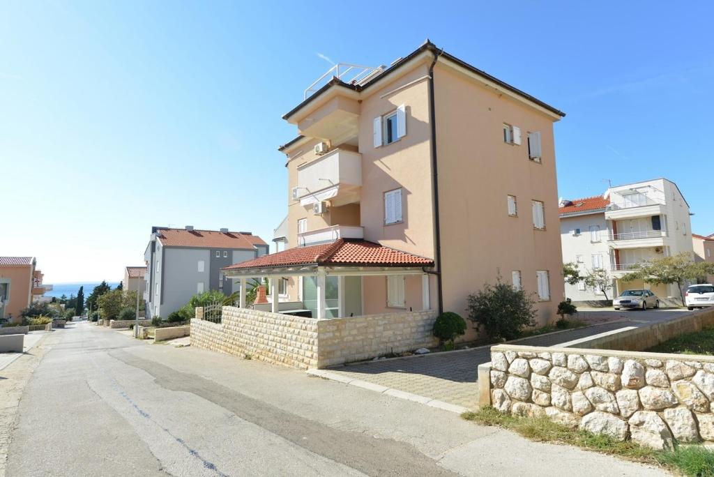 Apartments with parking space Novalja, Pag - 22055