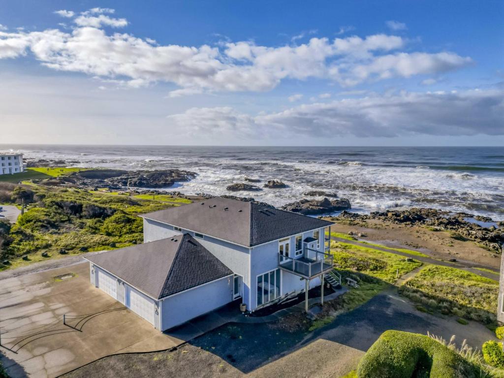 an aerial view of a house on the beach at Arbor House North in Yachats