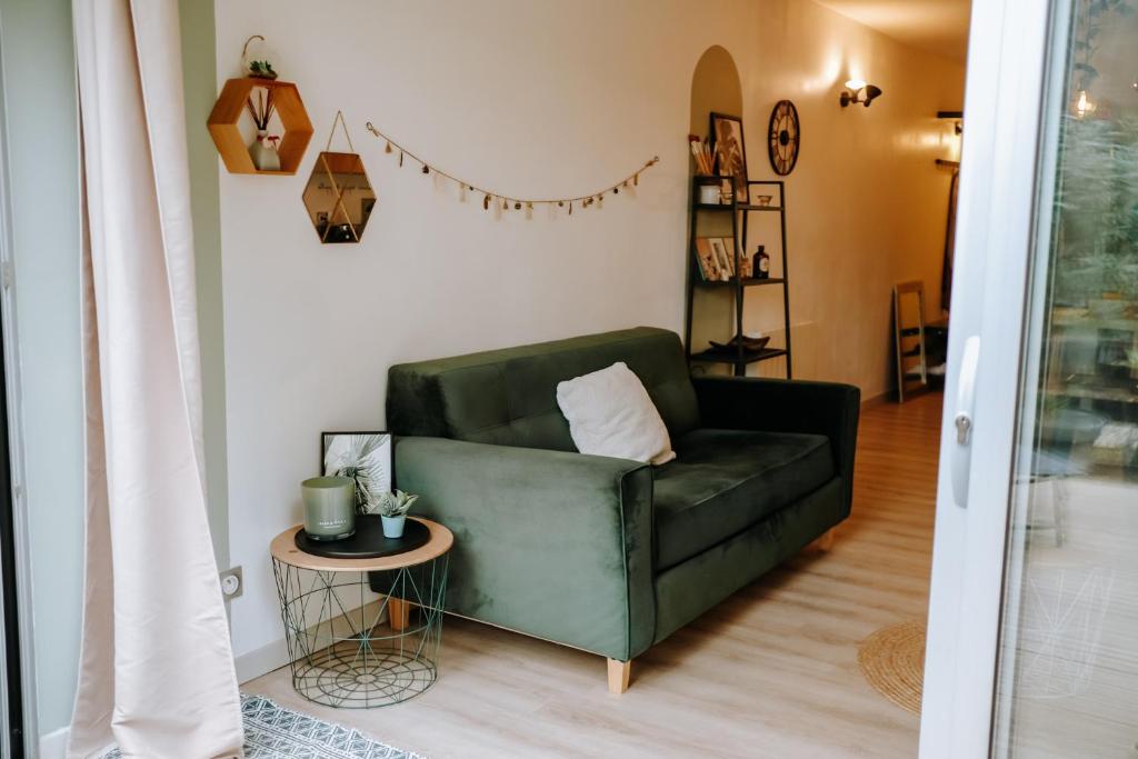 Photo de la galerie de l'établissement T2 confort & rénové avec style à la Grande-Motte, à La Grande Motte