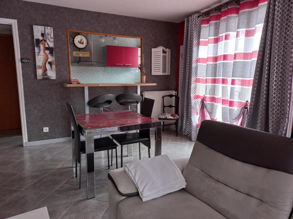 Meublé Fournier tout confort avec Wifi - Housity