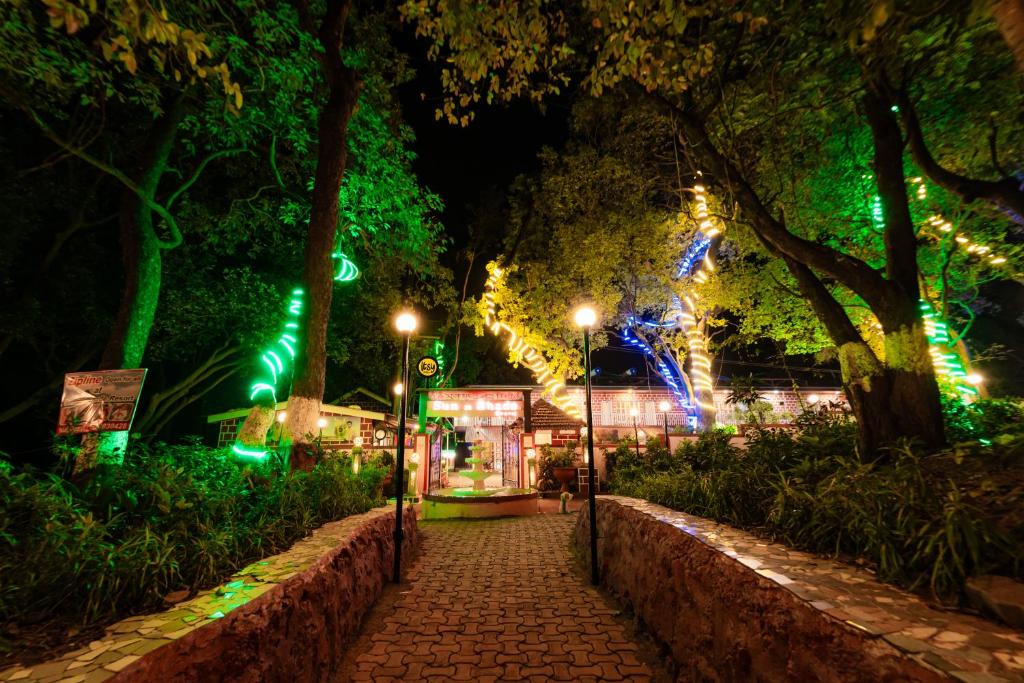Ảnh trong thư viện ảnh của Itsy Hotels Sun N Shade ở Matheran