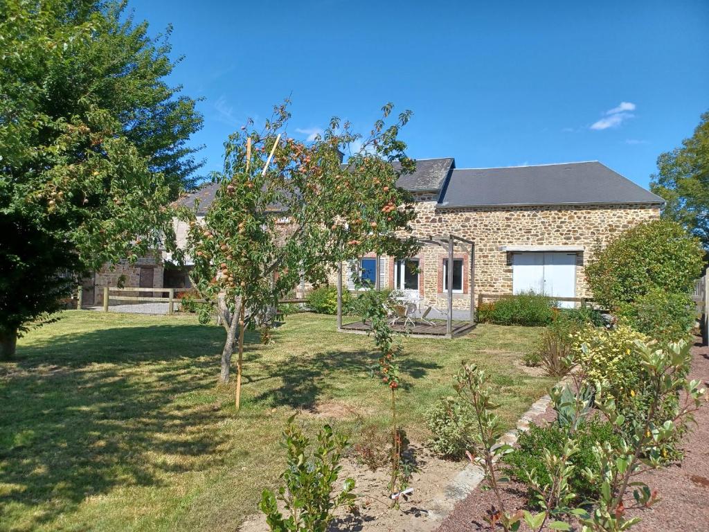 Zahrada ubytování Gîte du LERRE Baie du Mont St Michel Meublé de Tourisme 3 Etoiles