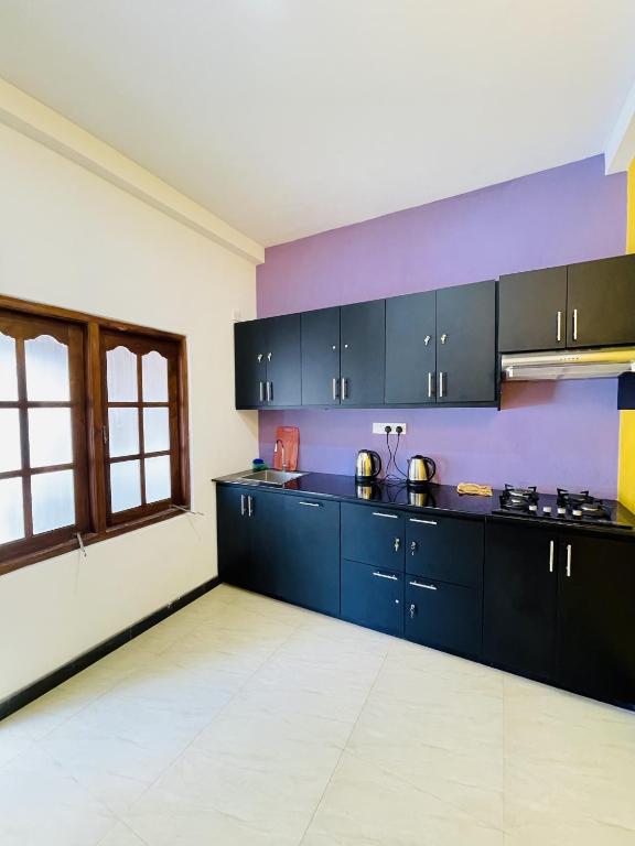 Kuchyň nebo kuchyňský kout v ubytování Ravan Resort Tangalle
