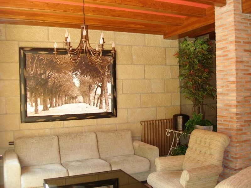 Posezení v ubytování Hotel Villa de Canfranc