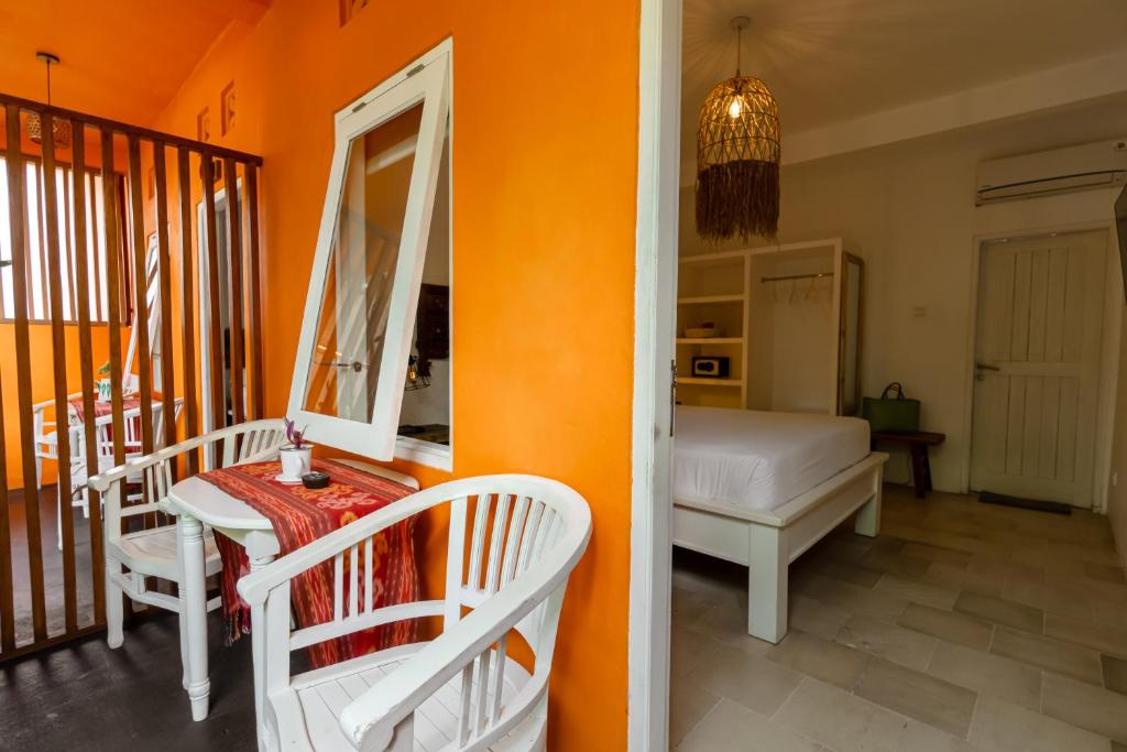 The Room Padang-Padang - 2