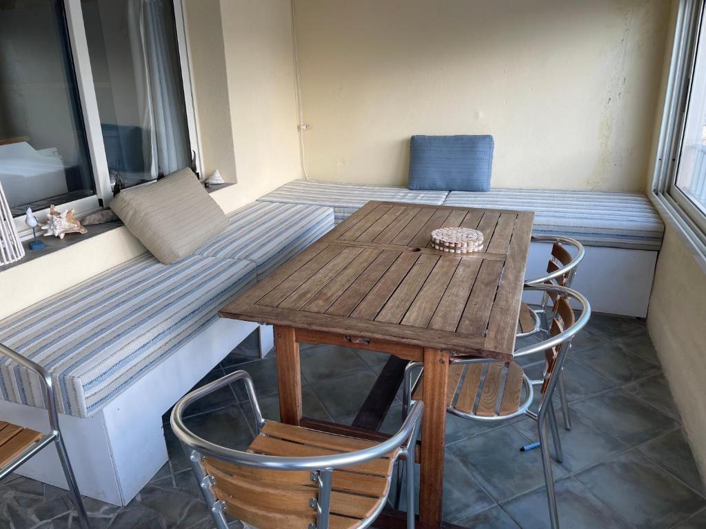 Et opholdsområde på Sur le port face à la citadelle