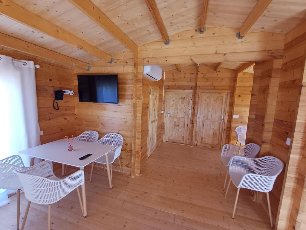 TV a/nebo společenská místnost v ubytování Áureo Natura