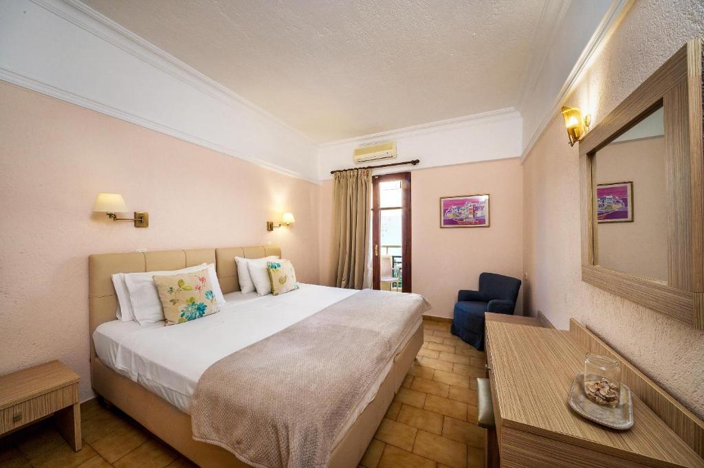 Postel nebo postele na pokoji v ubytování Malia Mare Hotel