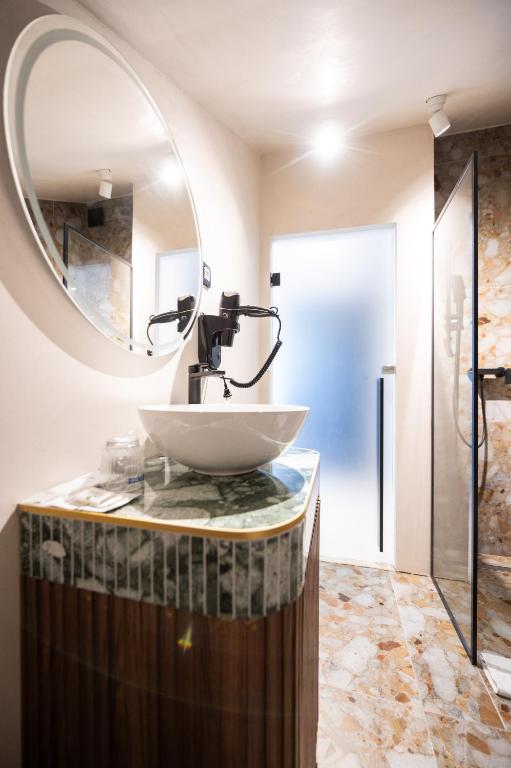 Kupatilo u objektu Hotel Bohemian Garni - Skadarlija
