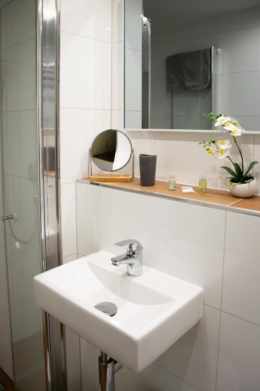 Koupelna v ubytování Hotel Sonnenhof Garni