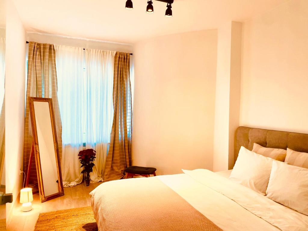 Fotografie z fotogalerie ubytování Art Luxury Apartment - central, metro to airport v Sofii