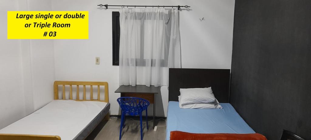 Rooms, shared apartment with a separate private entrance in Nasr City,Cairo,Egypt near the new Malaysian students building, the Abana, Al-Fajr Institute for teaching languages 15 min from Cairo International Airport, 25 min downtown and 40 min to pyramids