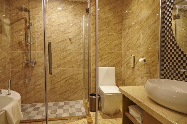 Koupelna v ubytování Lavande Hotel Zhanjiang Guomao