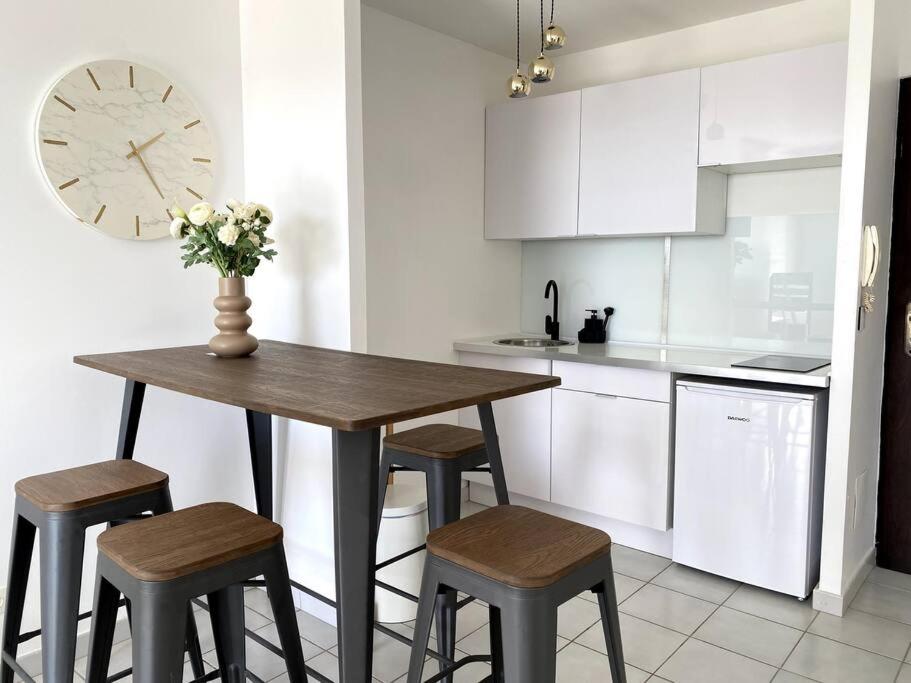 Köök või kööginurk majutusasutuses Appartement T2 Chic - vue mer et montagne