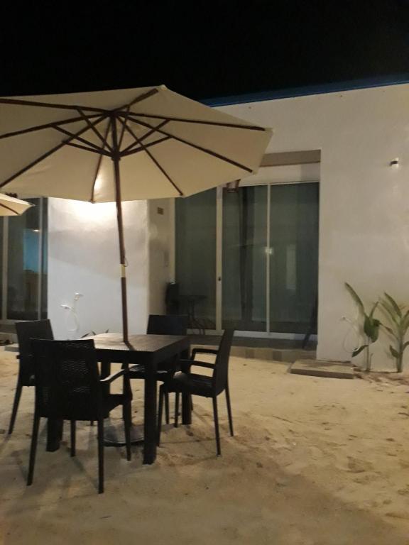 Patio nebo venkovní prostory v ubytování Fulidhoo Hathaa Retreat