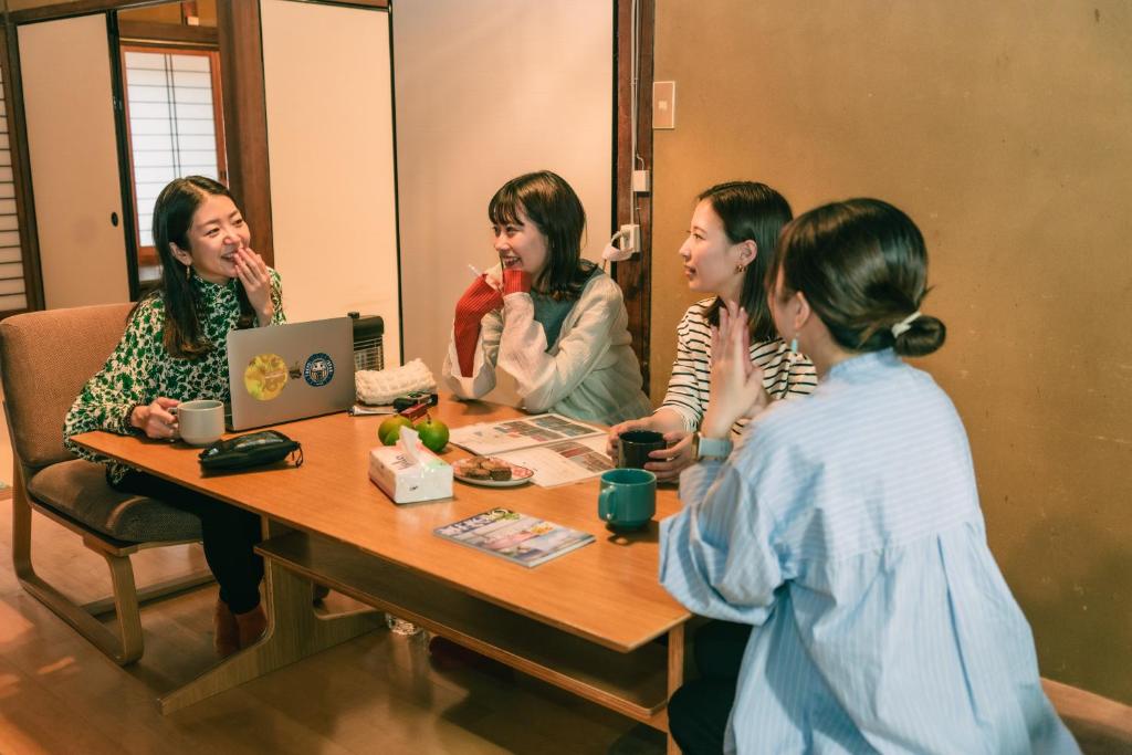 Hosté ubytování Private Chill Base たまて 三豊市荘内半島の古民家宿 一棟貸しも可