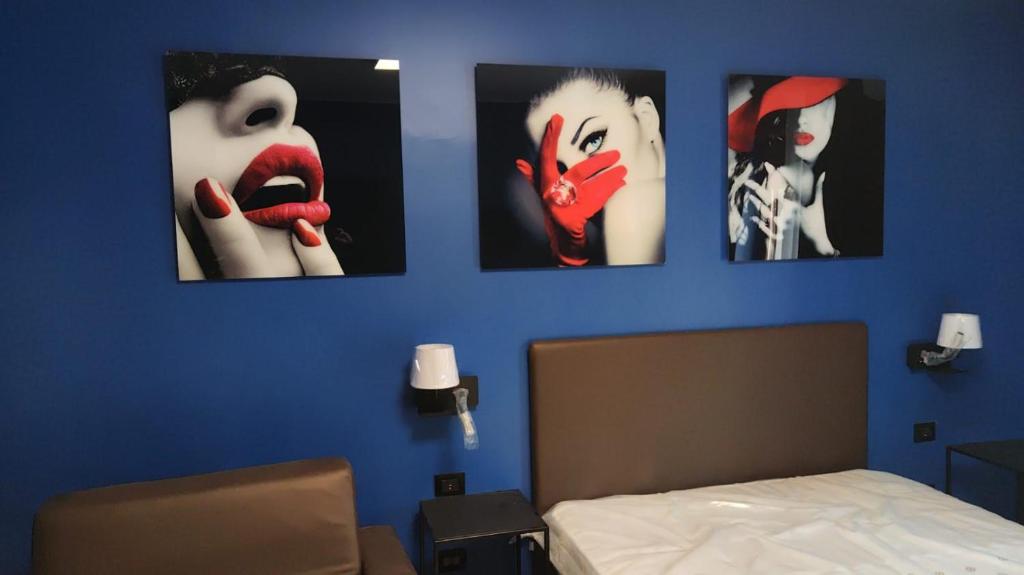 Postel nebo postele na pokoji v ubytování Blu room