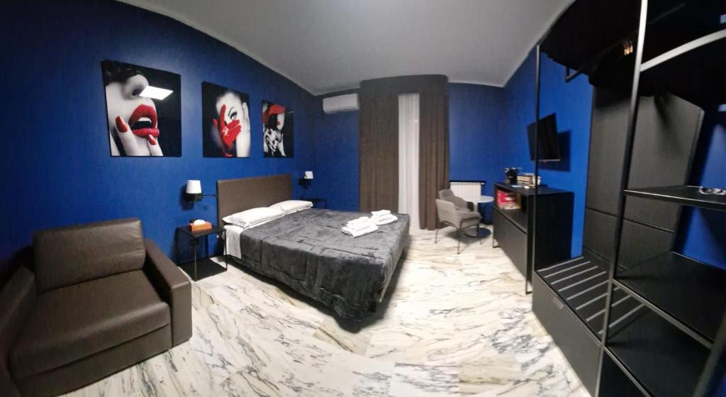 Postel nebo postele na pokoji v ubytování Blu room