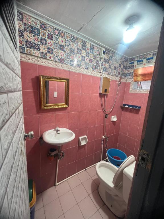 Cabanatuan City PNY TRANSIENT INN 6 - Housity