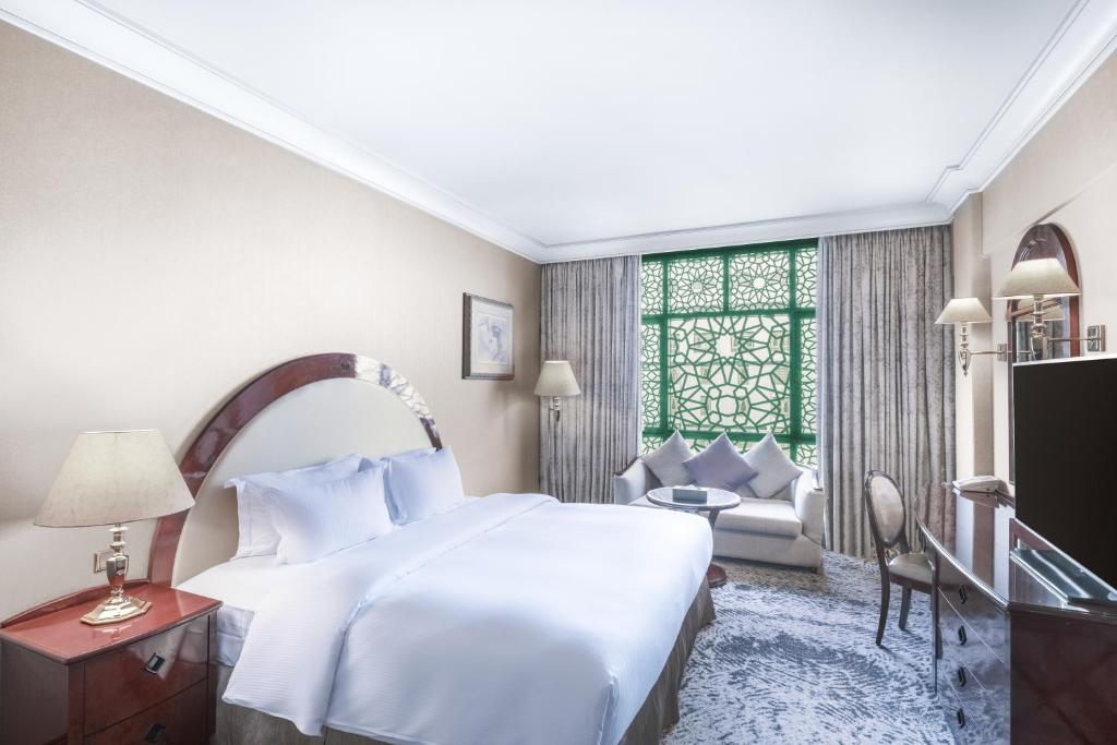 Hilton City Hotel