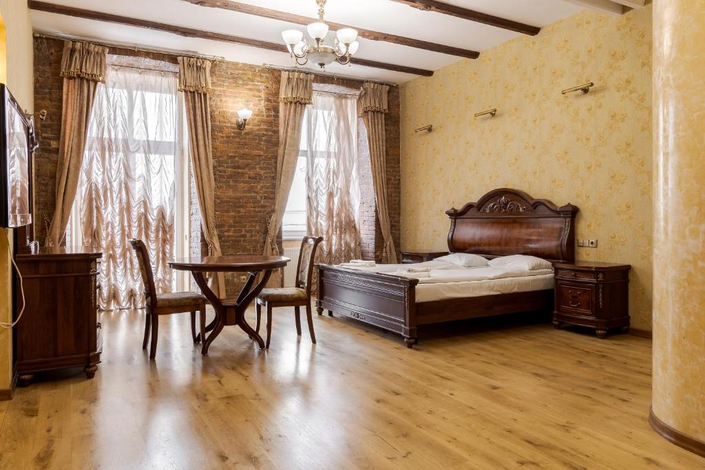 Апартаменти на Площі Ринок, 20 - Apartment With Balcony