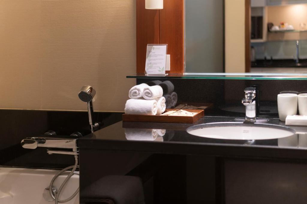 Woodlands Suites Serviced Residences - 11