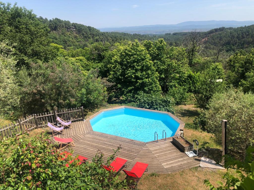 Φυσικό τοπίο κοντά σε αυτή η παραθεριστική κατοικία