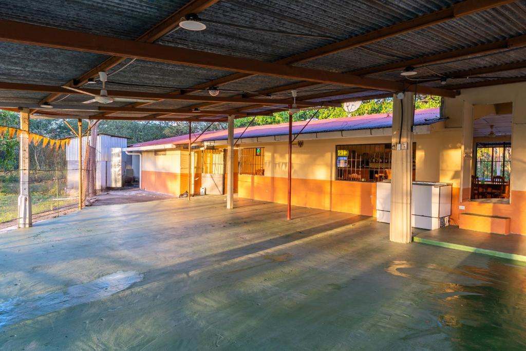Bazén v ubytování El Cocobolo Food&Rest Room 4 Bed and Breakfast WiFi AC Pkg gratis nebo v jeho okolí