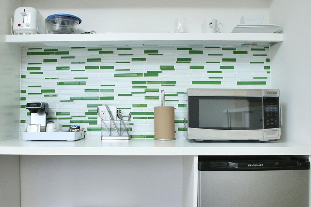 Kuchyň nebo kuchyňský kout v ubytování Element Miami Doral