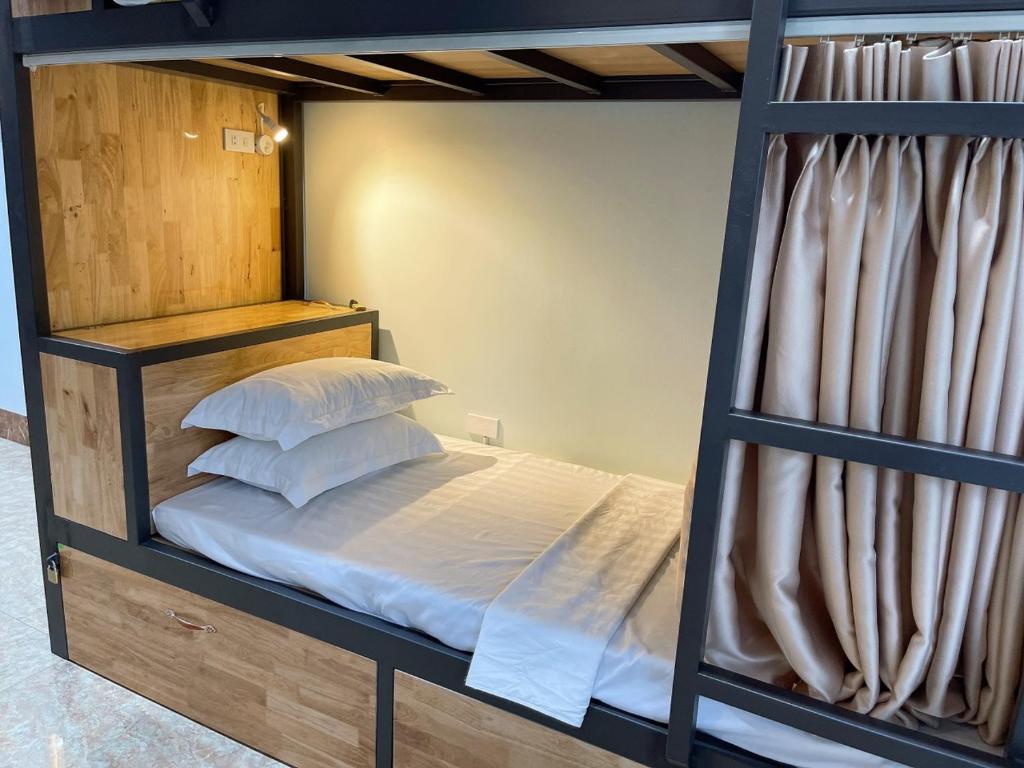 Postel nebo postele na pokoji v ubytování Tam Coc Guest House & Hostel