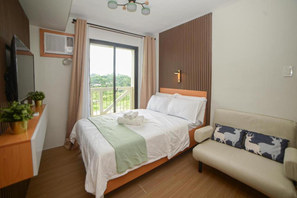 RcplacePH at Pinesuites Tagaytay - 阳台工作室