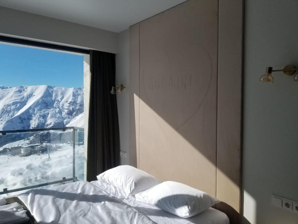 Postel nebo postele na pokoji v ubytování Segreto apartment 309, 311, 341