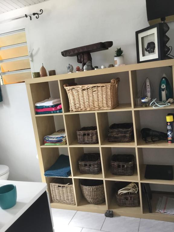 Fotografie z fotogalerie ubytování Noukatchimbe Bungalow avec piscine partagée pour 2 à 4 personnes v destinaci Le Marin