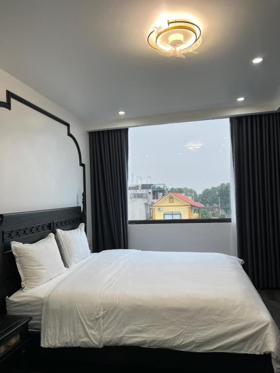Lotus Hotel Ninh Bình - Suite With Lake View