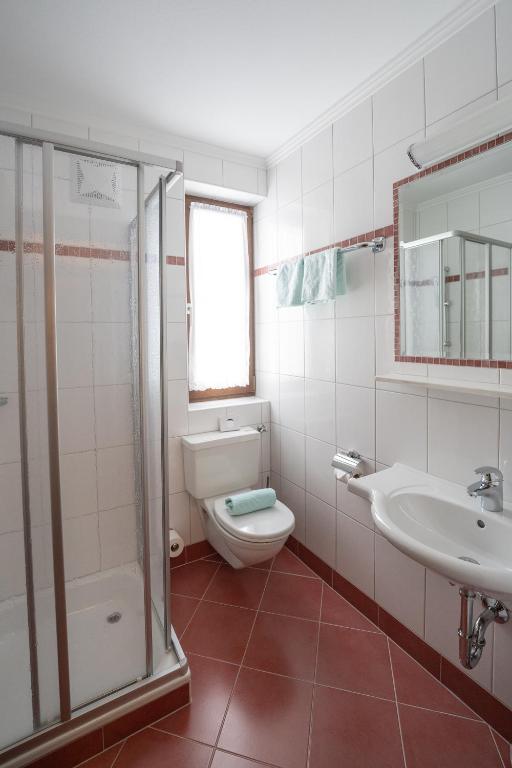 Kúpeľňa v ubytovaní Haus Kössler