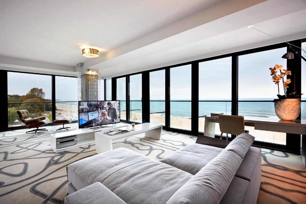 TV a/nebo společenská místnost v ubytování Marine Hotel by Zdrojowa