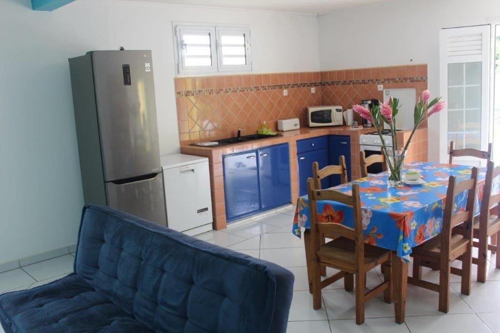 Kuchyň nebo kuchyňský kout v ubytování Villa Hausseman