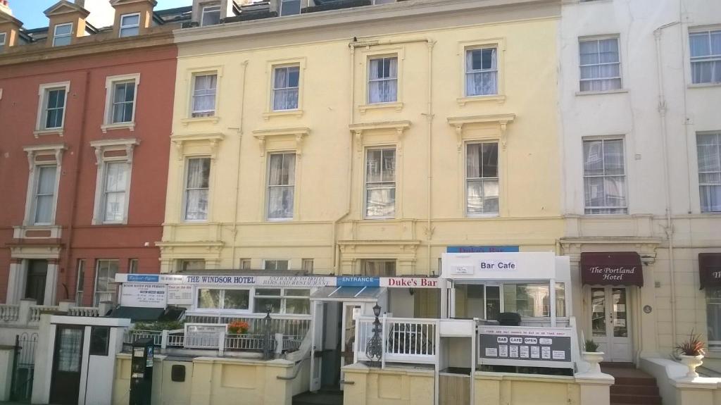 The building where the inn is located 