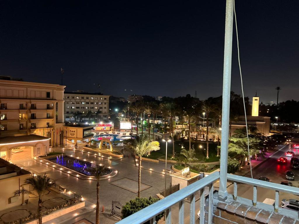 Fully furnished, airconditioned apartment with open seafront view in