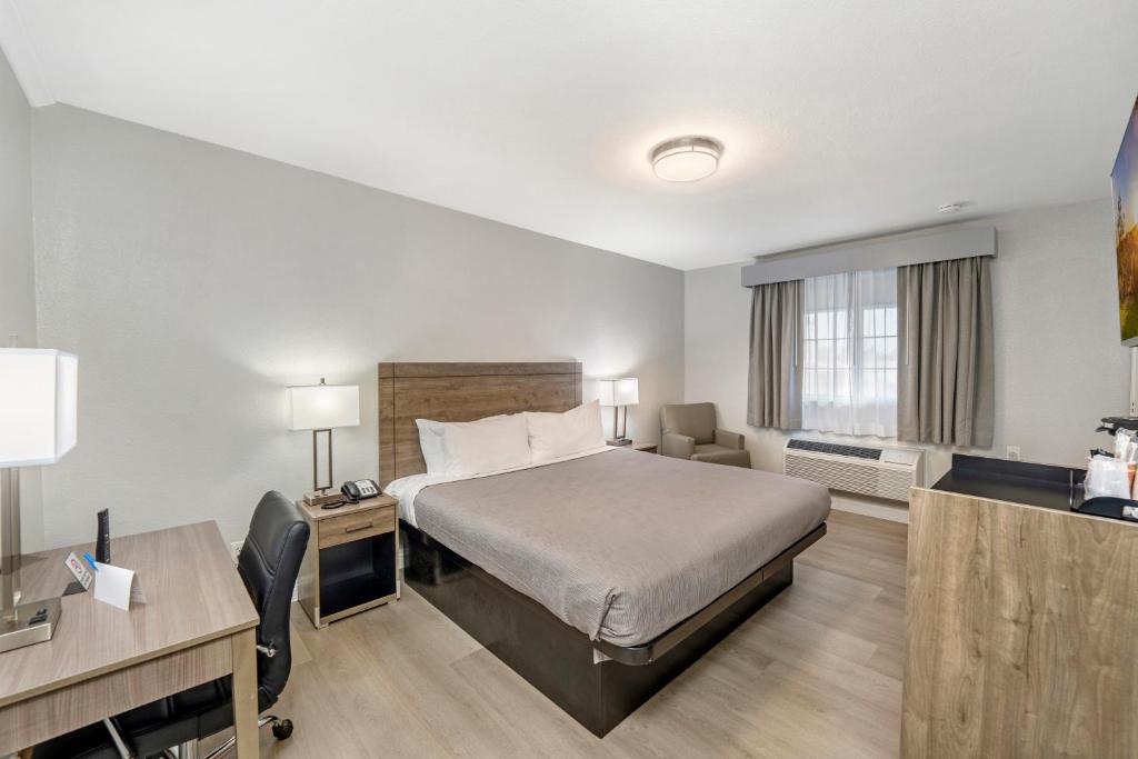 Rodeway Inn Stockton Highway 99 - Tweepersoonskamer - Toegankelijk/Rookvrij