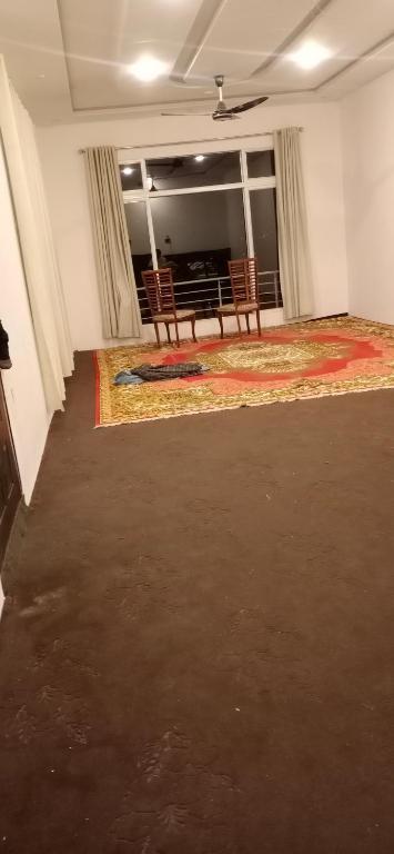 Ihram Hotel And Guest House - Familiekamer Met Terras