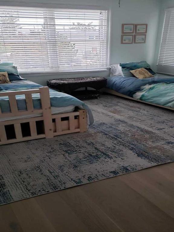 Beautiful Reverse Living Home With Builtin Pool, Harvey Cedars