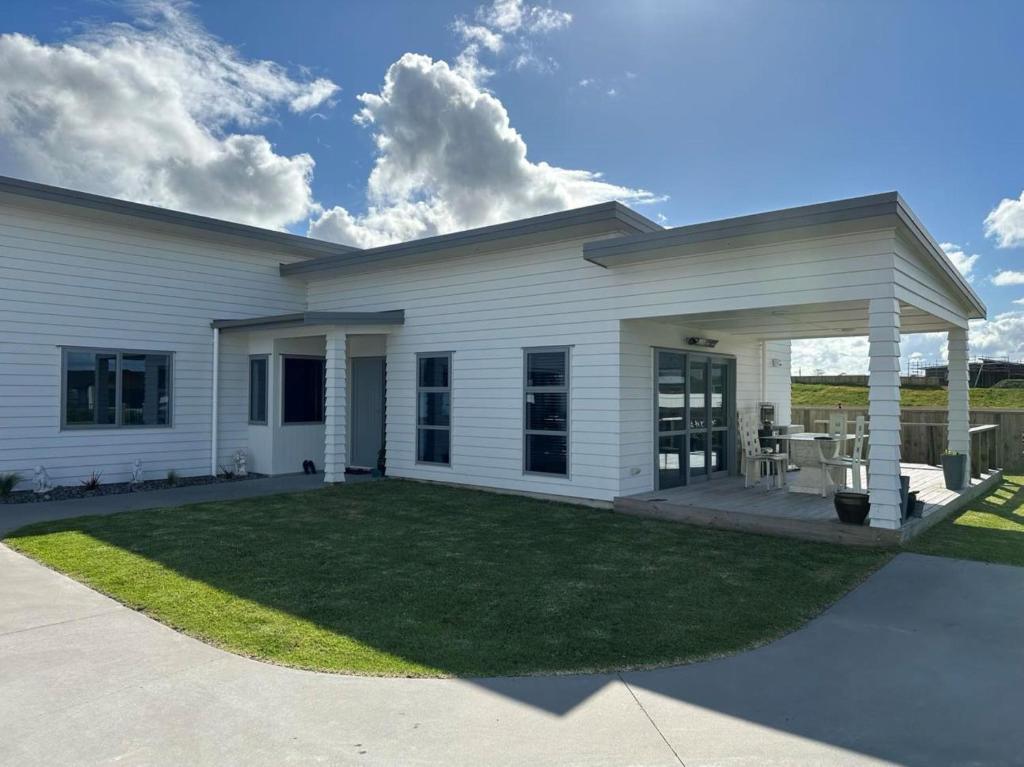 Marsden Cove Cottage, Whangarei (updated prices 2024)