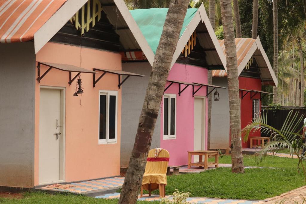 Ramu Green Lake Cottage
