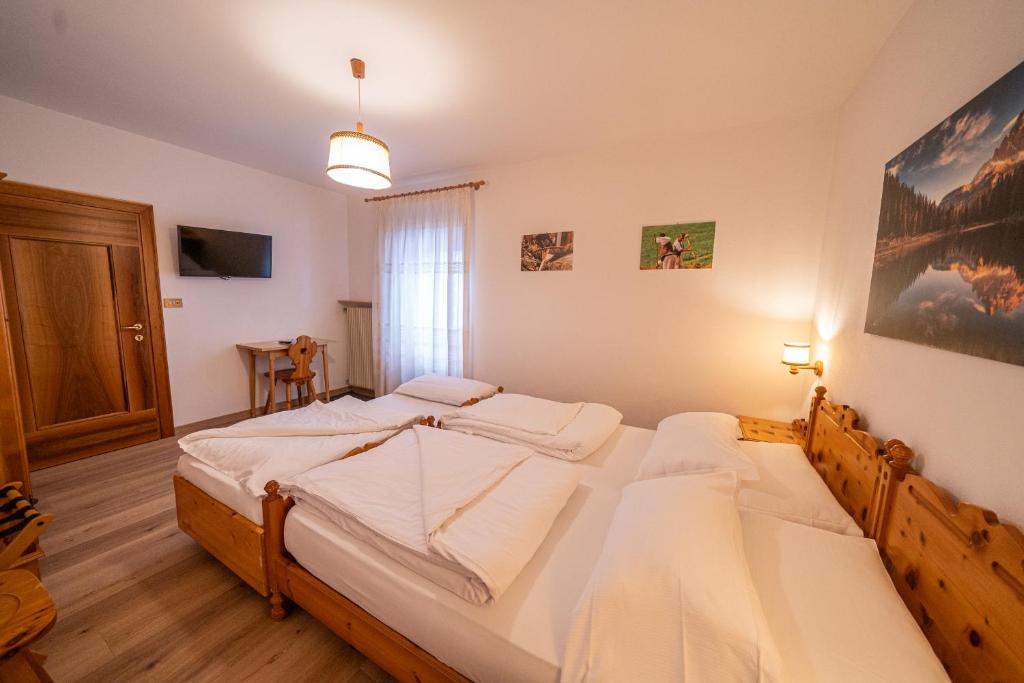 Zdjęcie z galerii obiektu HOTEL FONTANA w mieście Sappada