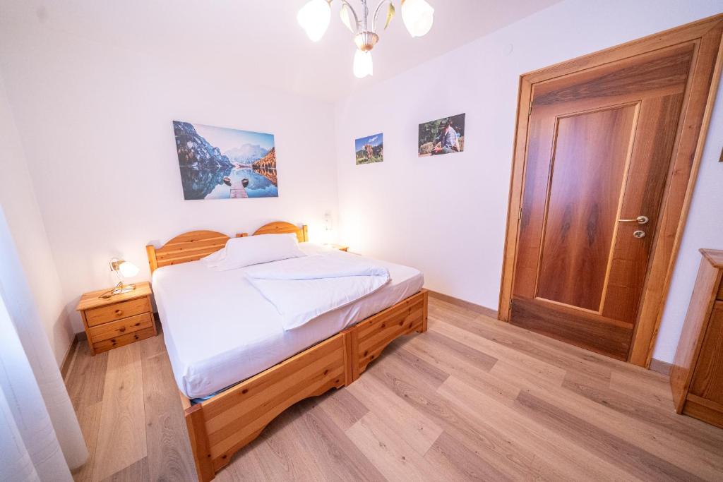 Zdjęcie z galerii obiektu HOTEL FONTANA w mieście Sappada